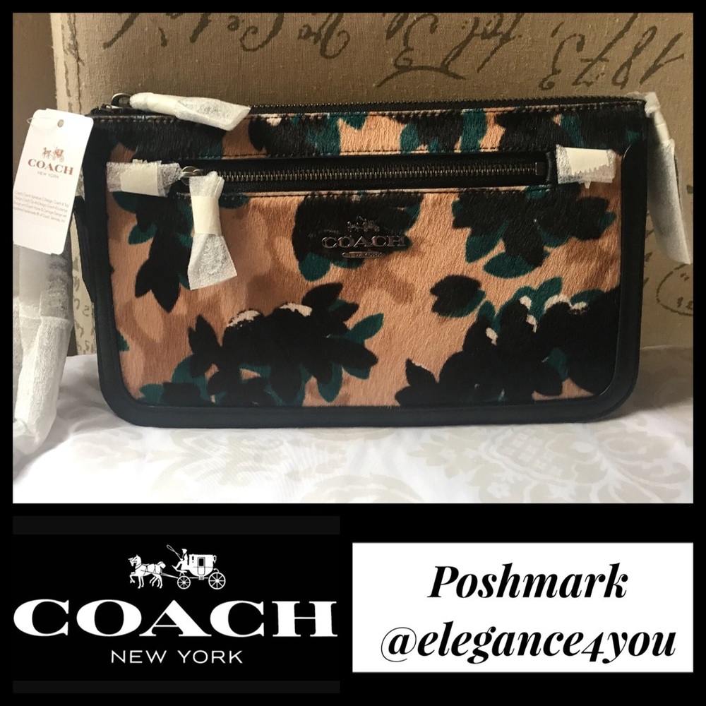 ✨COACH✨Authentic Haircalf Leaf Clutch/Mini Handbag